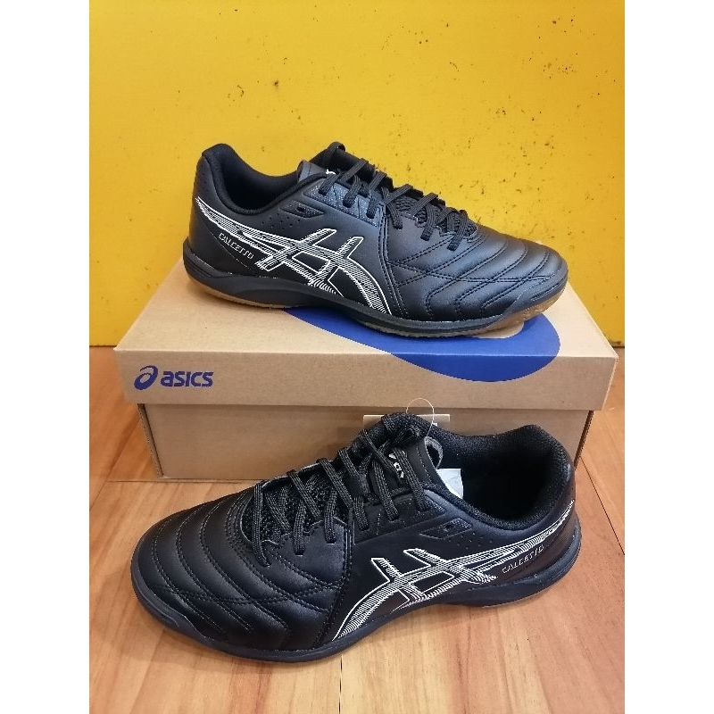 Asics futsal shoes malaysia best sale