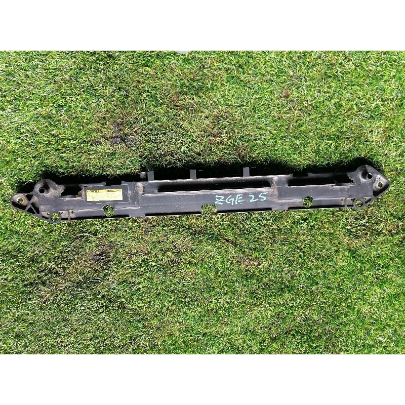 Toyota radiator condenser casing Toyota Wish Altis zge20 zre142