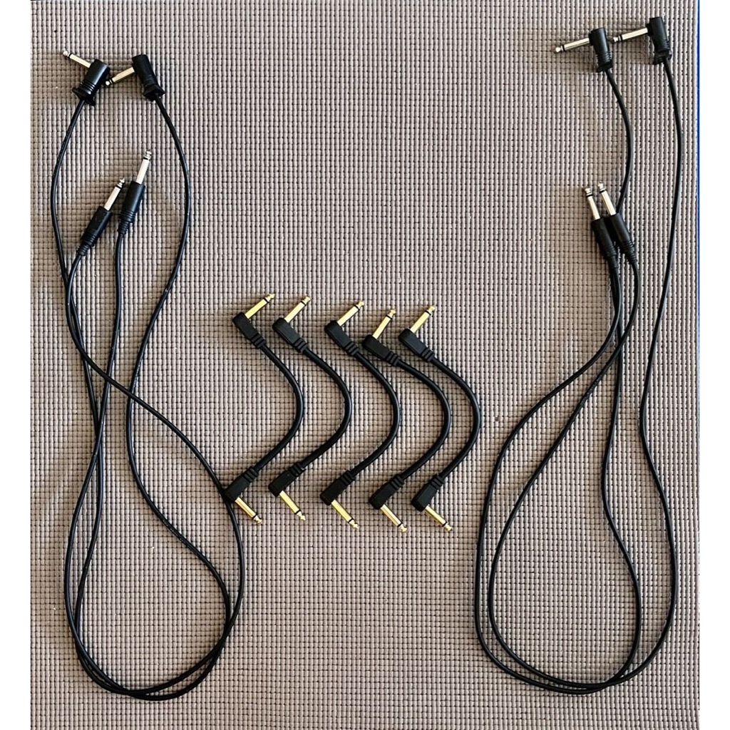 BOSS BCB60 Deluxe Pedal Carry Case / Pedal Board Cables Black Set of 9