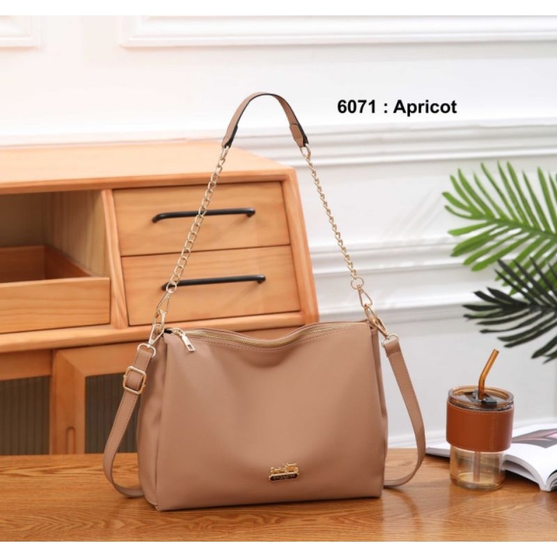 COACH Bags Latest Styles + FREE SHIPPING