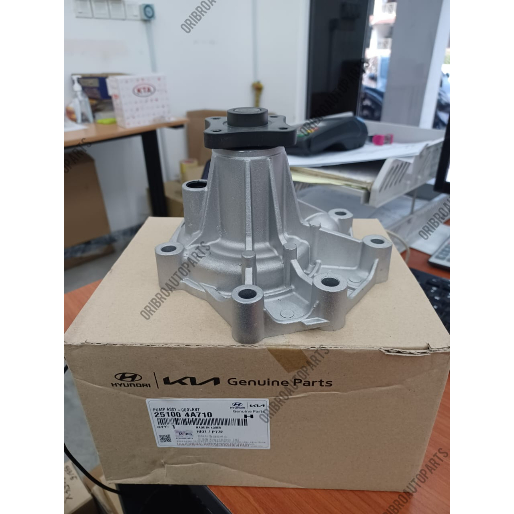 [READY STOCK]WATER PUMP (GENUINE PARTS) HYUNDAI STAREX A2 > 251004A710