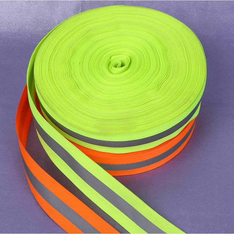 REFLECTIVE SAFETY TAPE / SEWING REFLECTOR TAPE/ TAPE PANTULAN