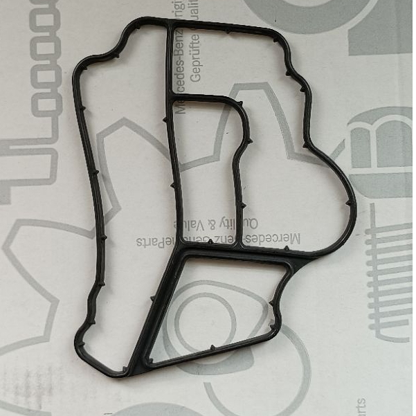 Mercedes Benz Original Engine Oil Filter Housing Gasket 2711840180 W203