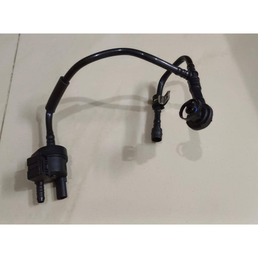 06J133781CE VAPOR CANISTER CHECK VALVE VACUUM PIPE PURGE VALVE VW GOLF