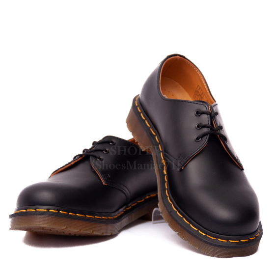 Dr martens men low cut best sale