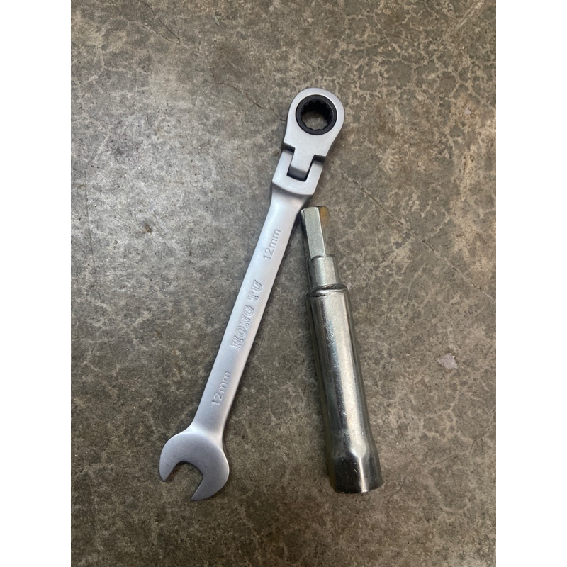 PLUG OPENER TEMPAT BUKA PLUG PLAG SPARK PLUG OPENER SPANAR OPEN PLUG ...