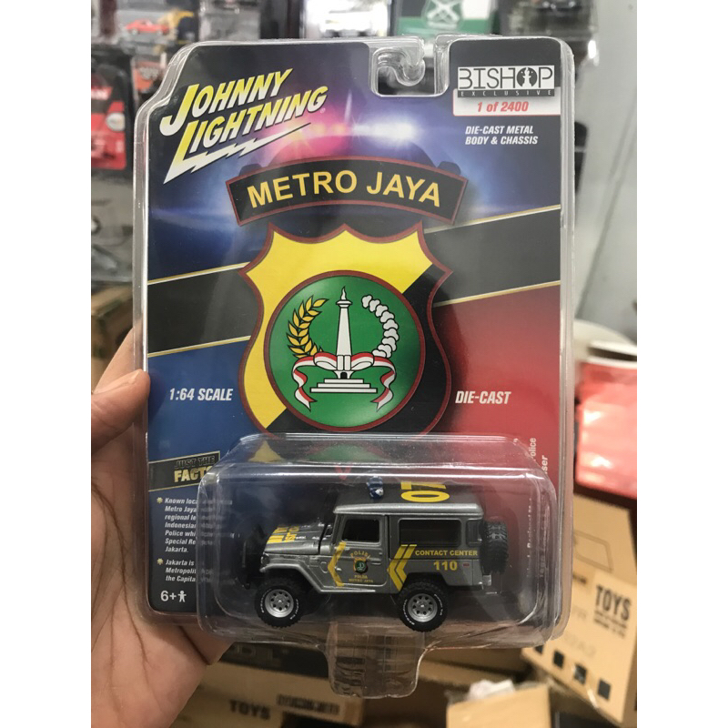 Johnny Lightning Toyota Land Cruiser 1980 Patiné Patine JLCP7463 1/64 eBay