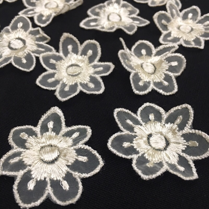 BC0265_10pcs 4cm Chiffon Lace Flowers Embroidery Flower Petals Applique ...
