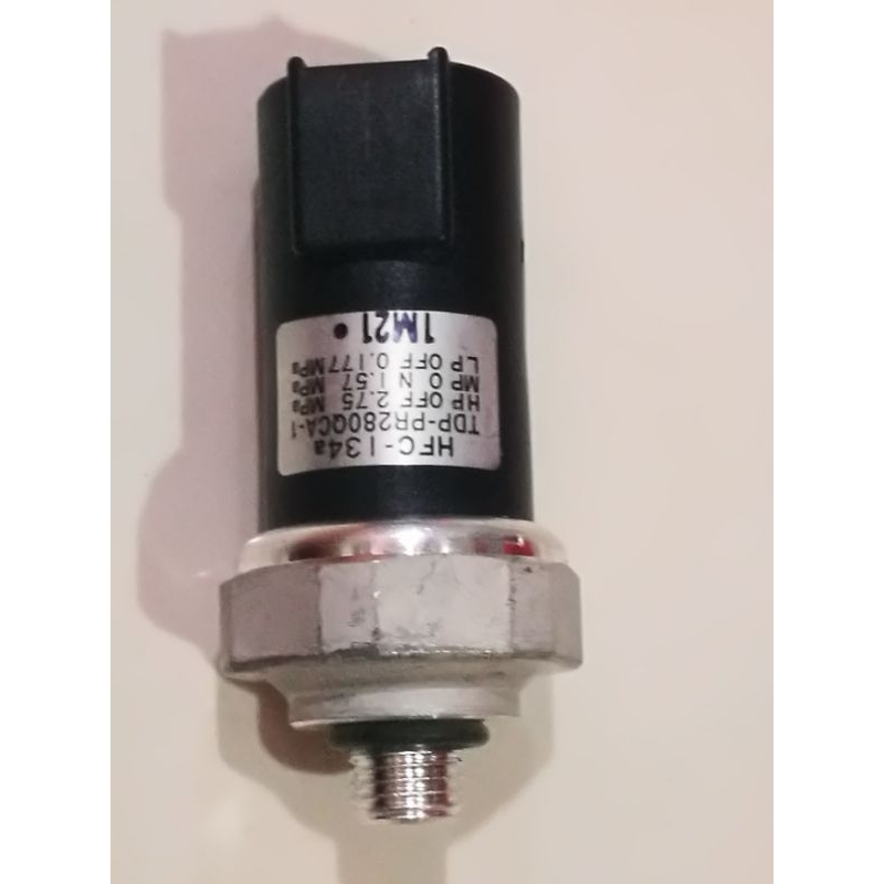 NISSAN FRONTIER 4 PIN AIR COND PRESSURE SWITCH Shopee Malaysia