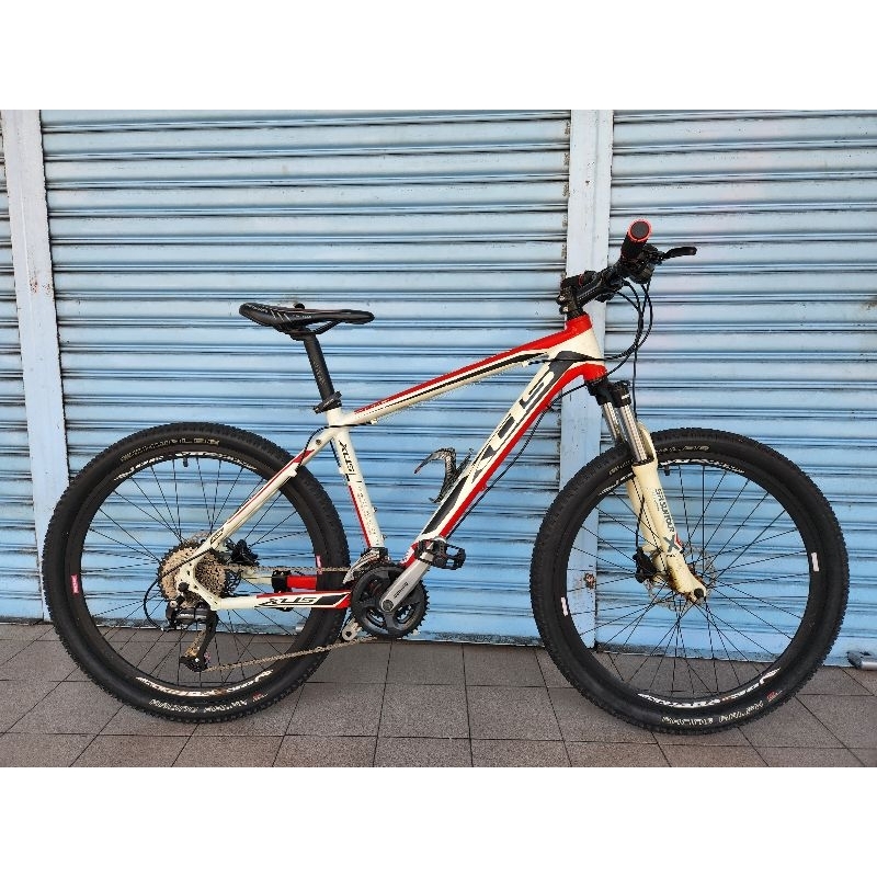 USED XDS 26" Alloy Mountain Bike Hydraulic Brake 27 Speed Shimano Altus ...