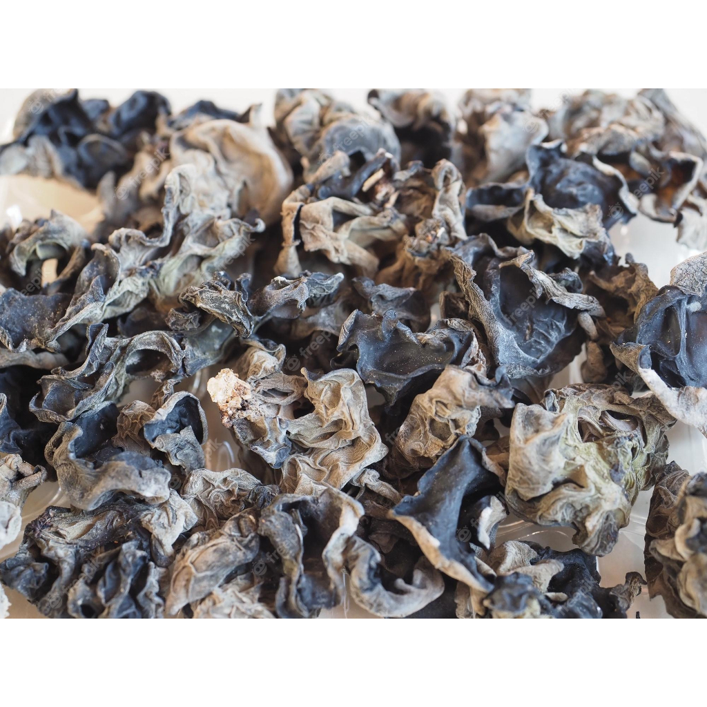 chinese black fungus dried wood ear mushroom (Auricularia auricula