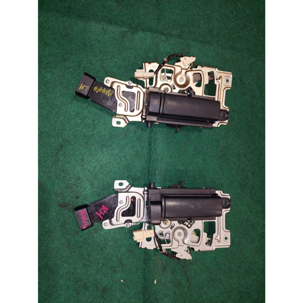 USED Toyota Alphard ANH10 Original JDM Japan Interior Inner Lock Handle ...