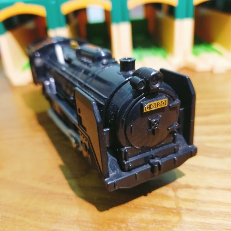 Japanese Locomotives Train Collection Motorized Kereta Api Hitam Mainan ...