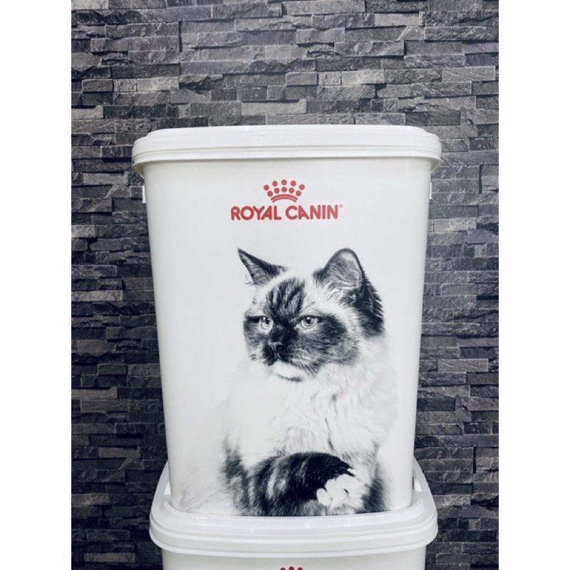 Royal canin Limited edition cat food container (can fit 10kg cat food