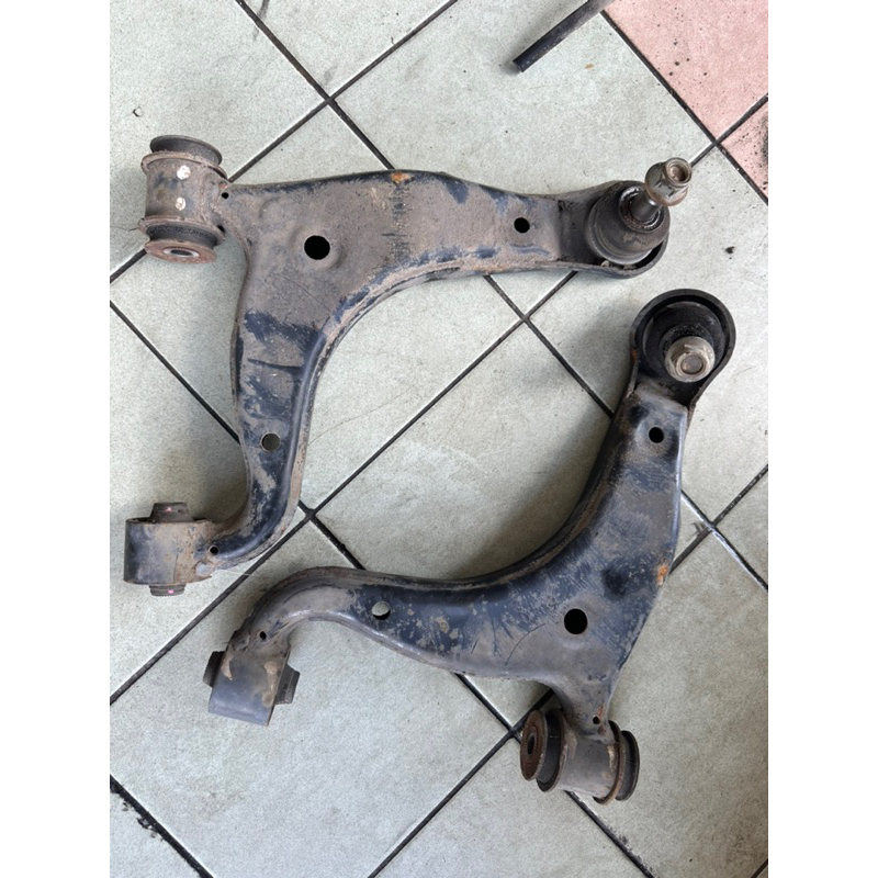 toyota altezza rear lower arm | Shopee Malaysia