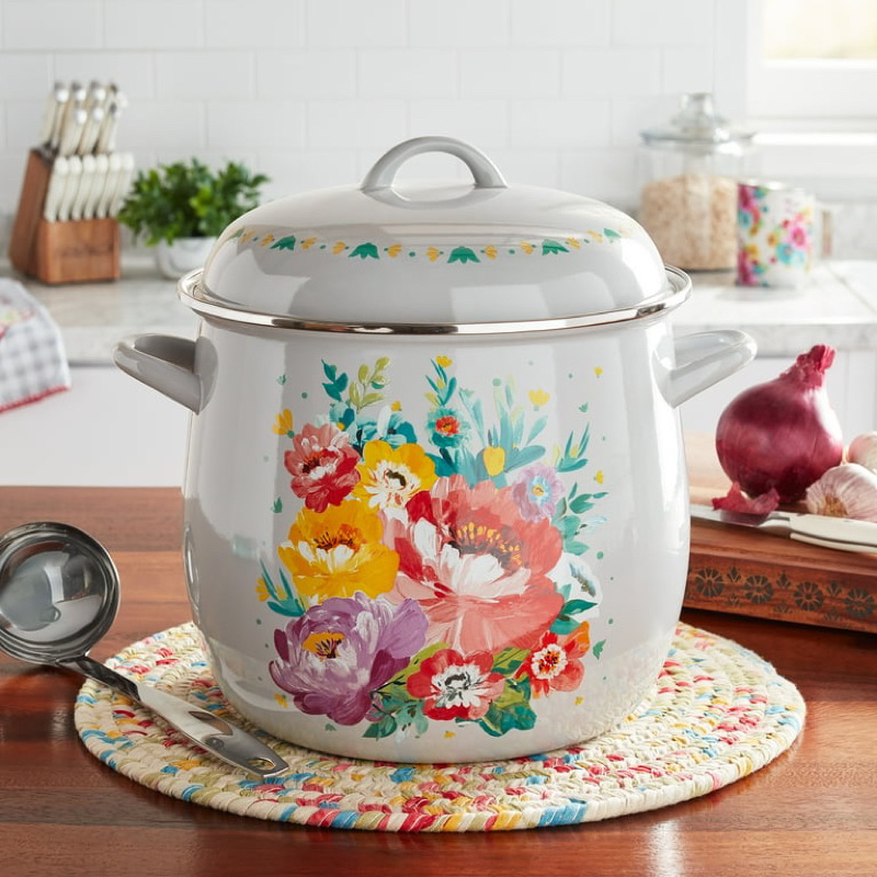 Pioneer Woman Stock Potnull