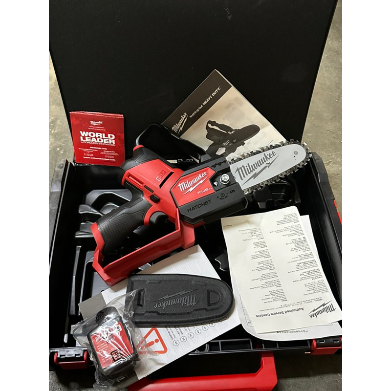 MILWAUKEE M12 FUEL HATCHET PRUNING SAW M12 FHS0X 152MM 6 INCH (SOLO