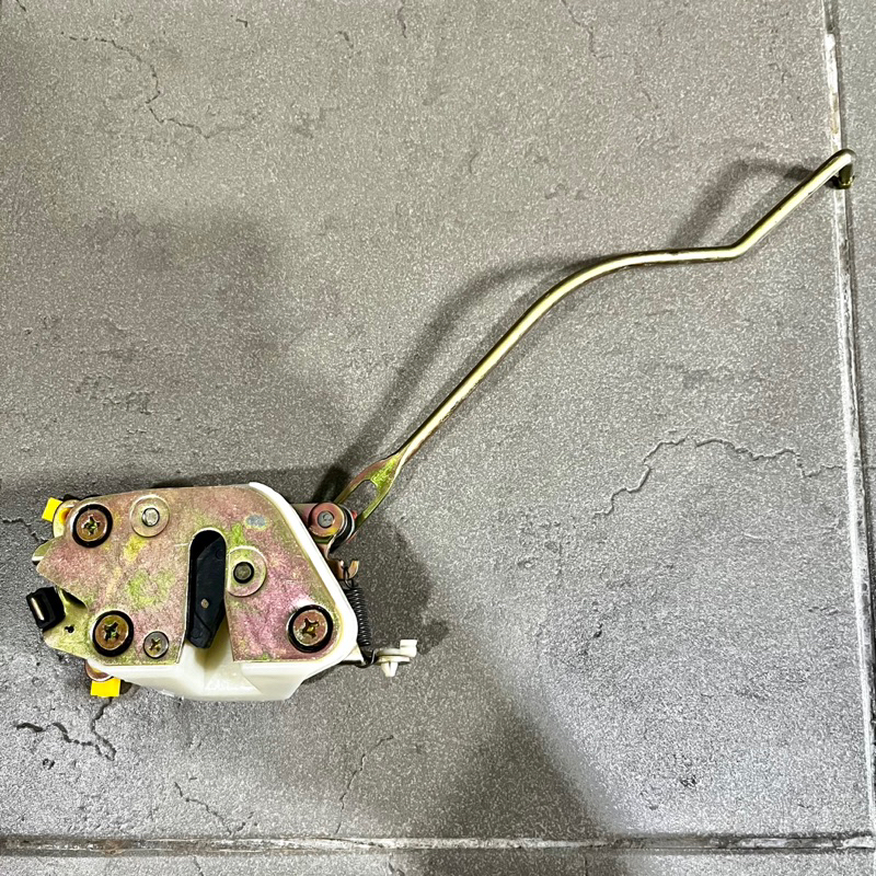 Perodua Kancil (Petak / Bulat) Front Door Inner Lock Pintu Depan