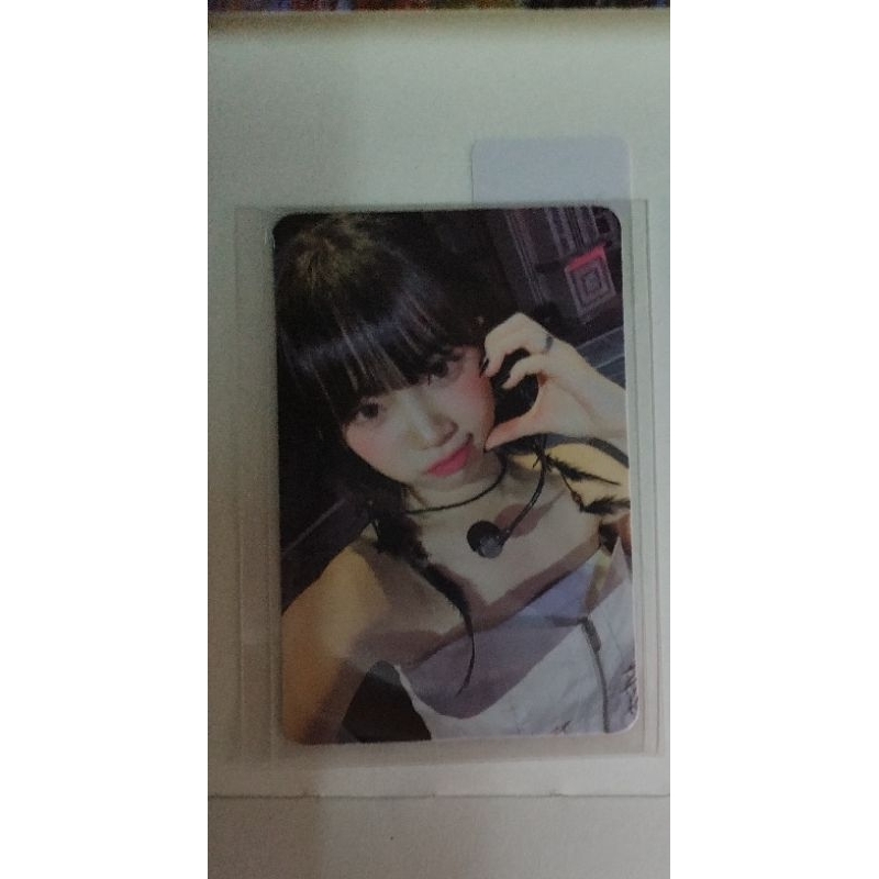 Le sserafim Chaewon photocard sourbelt / candy . Antifragile