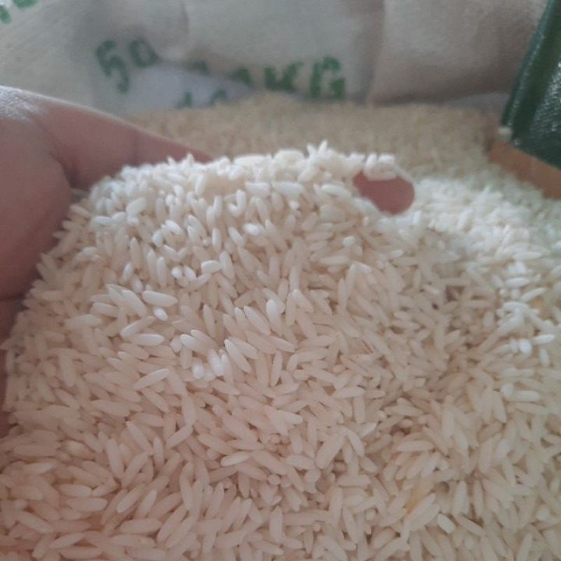 BERAS KAMPUNG (BIASA) 750gm/pek | Shopee Malaysia