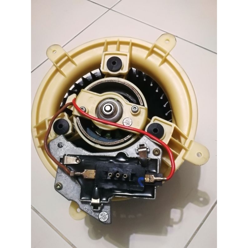 MERCEDES BENZ ECLASS W210 AIR BLOWER MOTOR C/W REGULATOR (Original