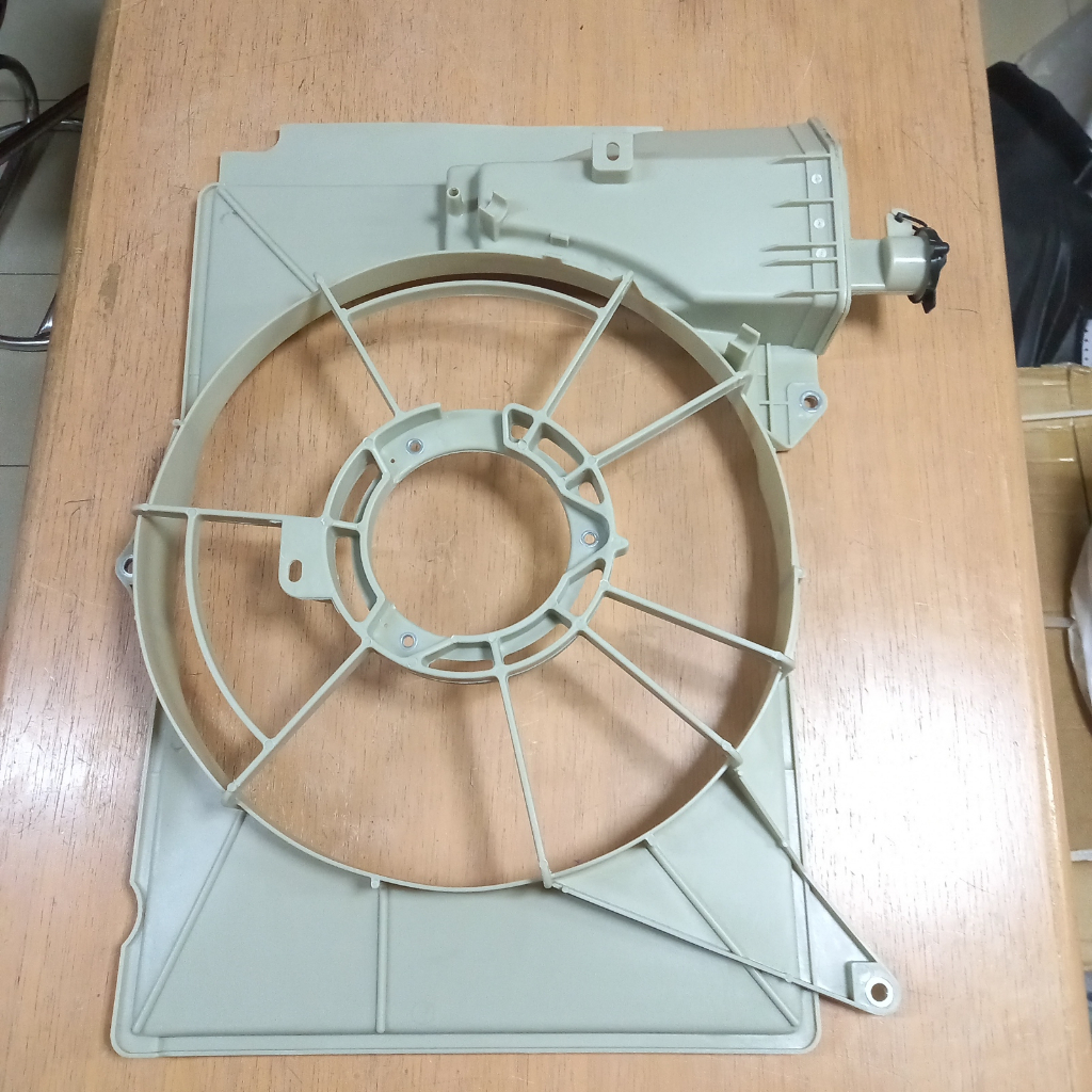 TOYOTA NCP42 2003Y/ NCP93 2007Y/ NCP150 2013Y RADIATOR SPARE TANK WITH ...