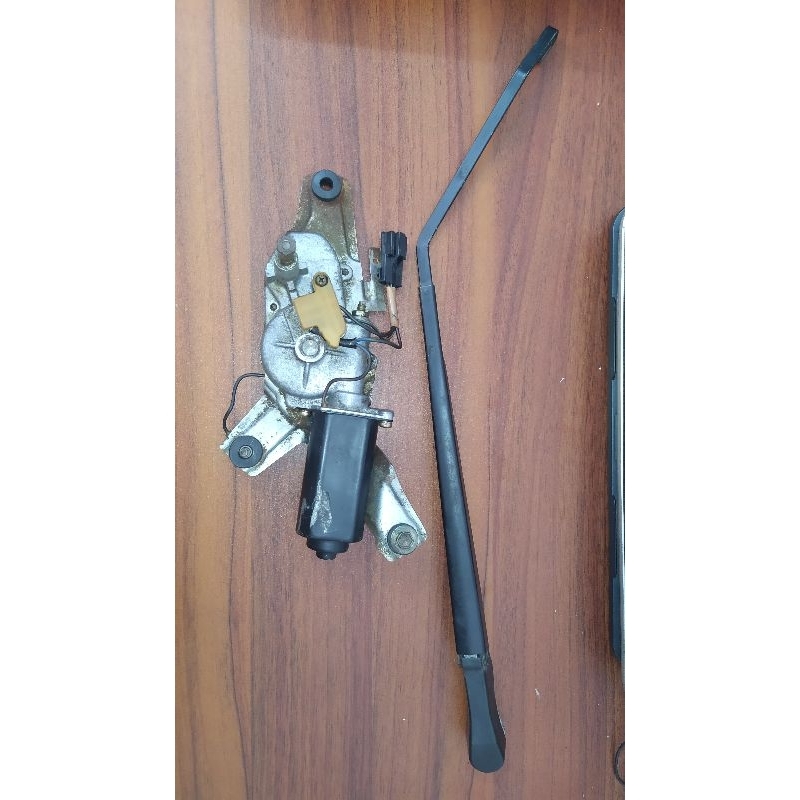 motor dan wiper belakang wira aeroback Shopee Malaysia
