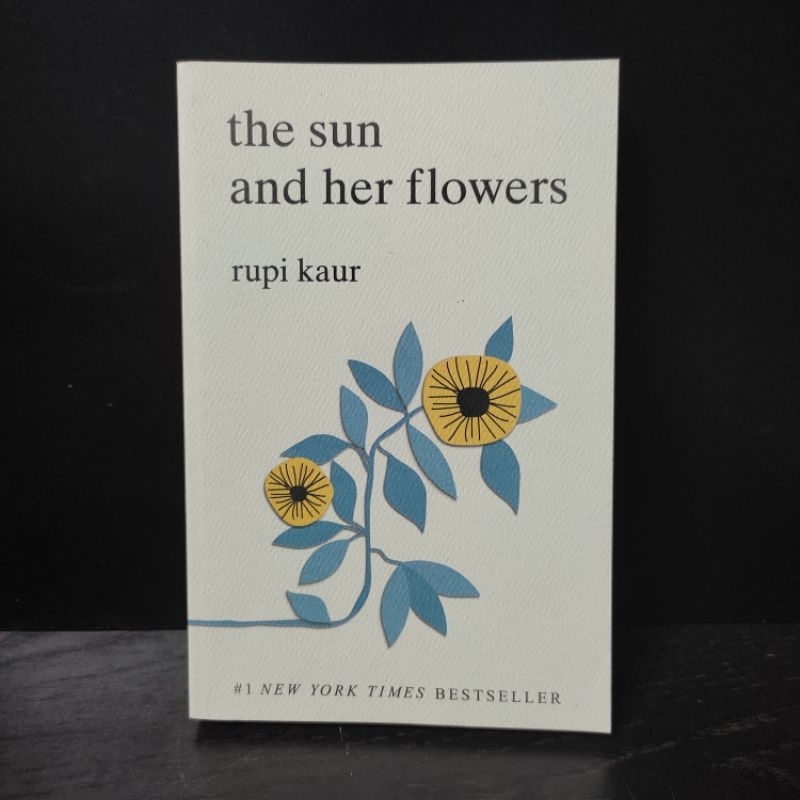 The Sun and Her Flowers - Rupi Kaur | Shopee Malaysia