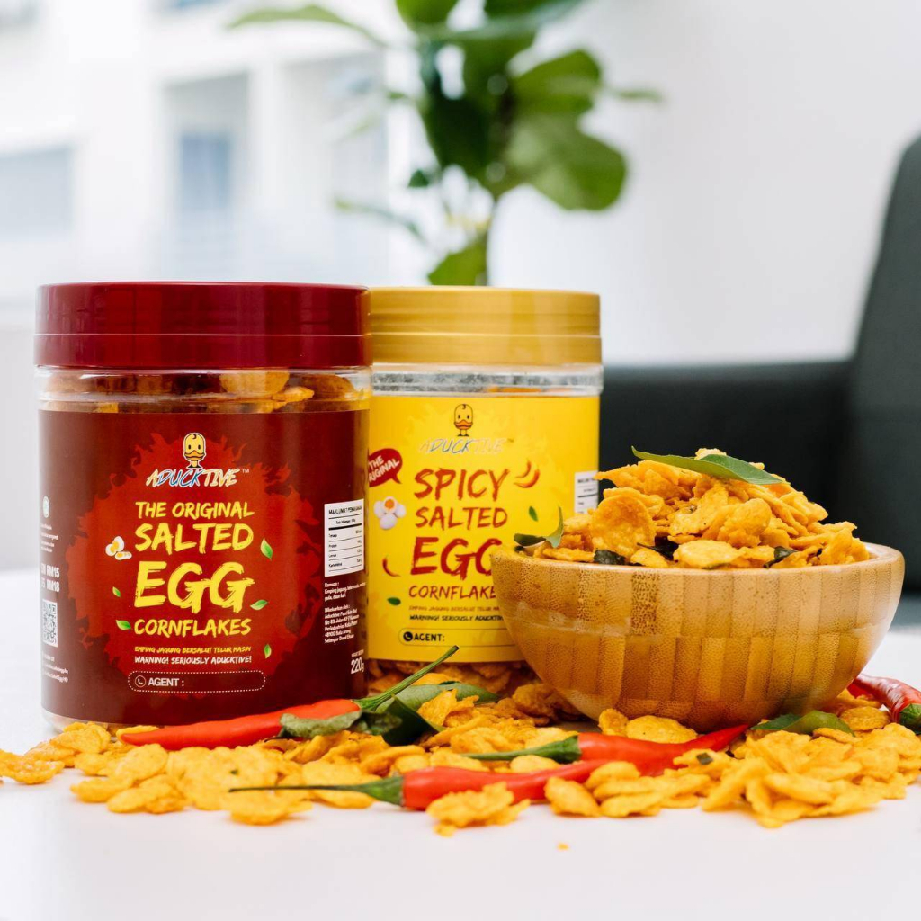 [HALAL PRODUK] Aducktive Spicy / Original Salted Egg Cornflakes ...