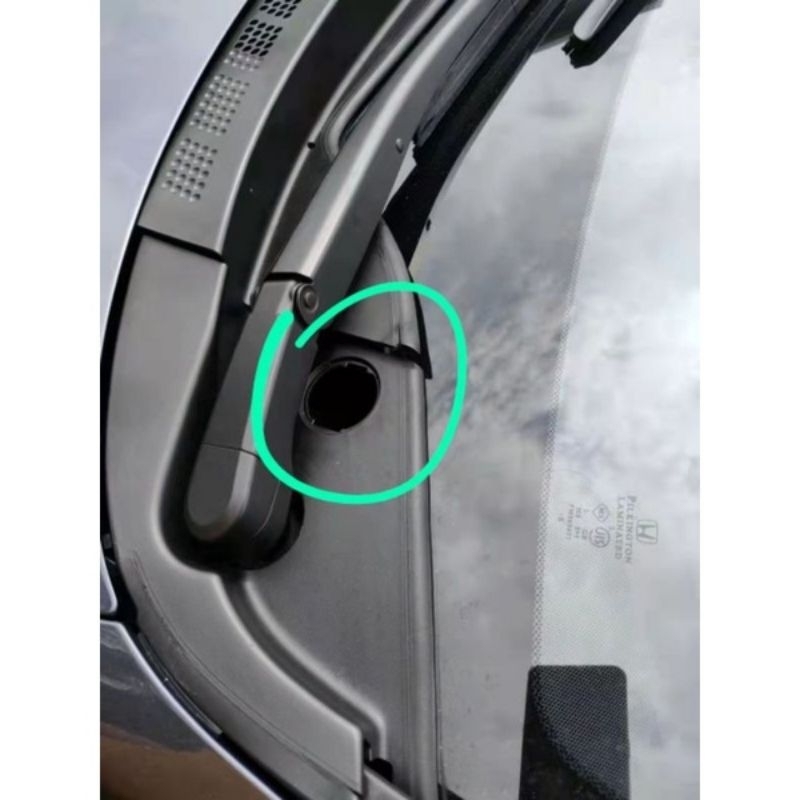 ORIGINAL HONDA CIVIC FD SNA FRONT WINDSCREEN WIPER GRILLED COWL TOP