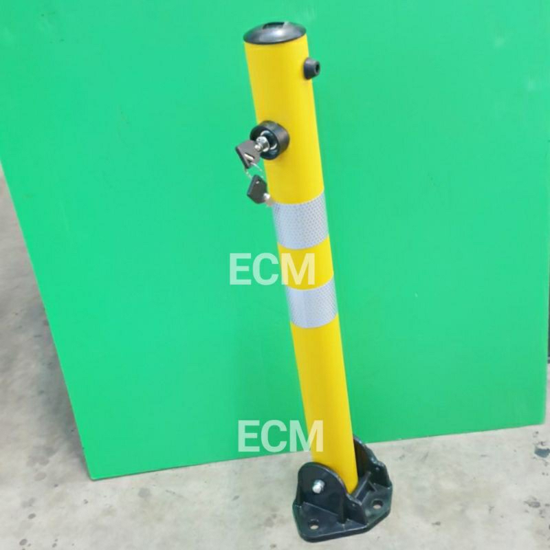 660MM HEIGHT COLLASPSIBLE FOLDABLE PLASTIC BOLLARD WITH STEEL