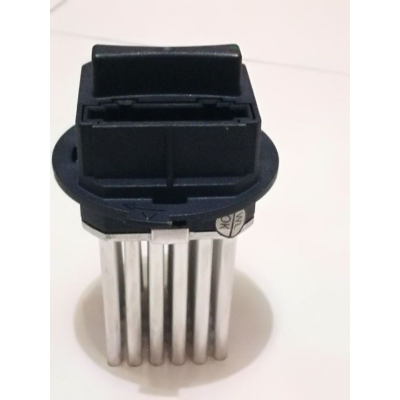 MERCEDES BENZ CCLASS W204/W207 BLOWER RESISTOR OR REGULATOR (USED