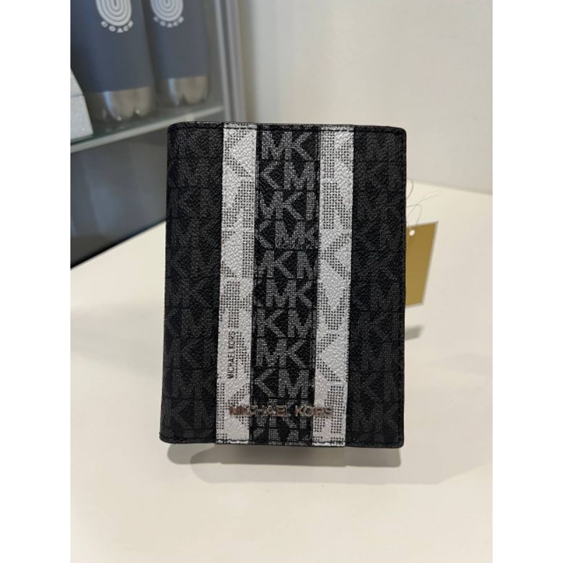 Michael Kors Jet Set Travel Passport Wallet in Signature Black Multi Shopee Malaysia