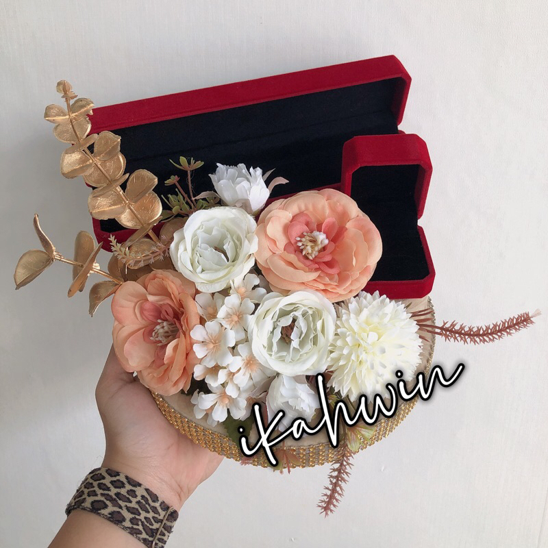 Hantaran Kahwin Bulat Bekas Cincin Bekas Gelang Gubahan Hantaran