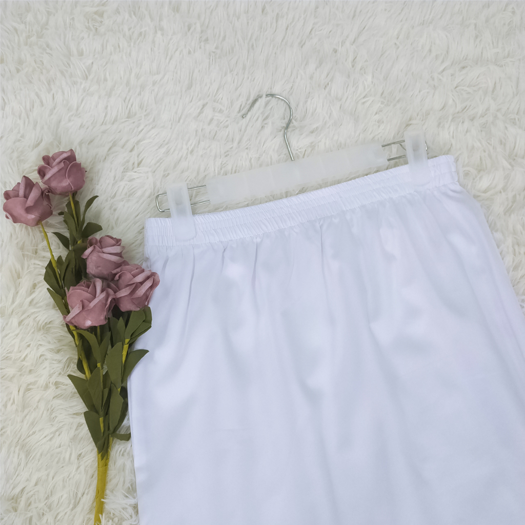 新品未開封 MURRAL curvy satin skirt セール価格でお買い物