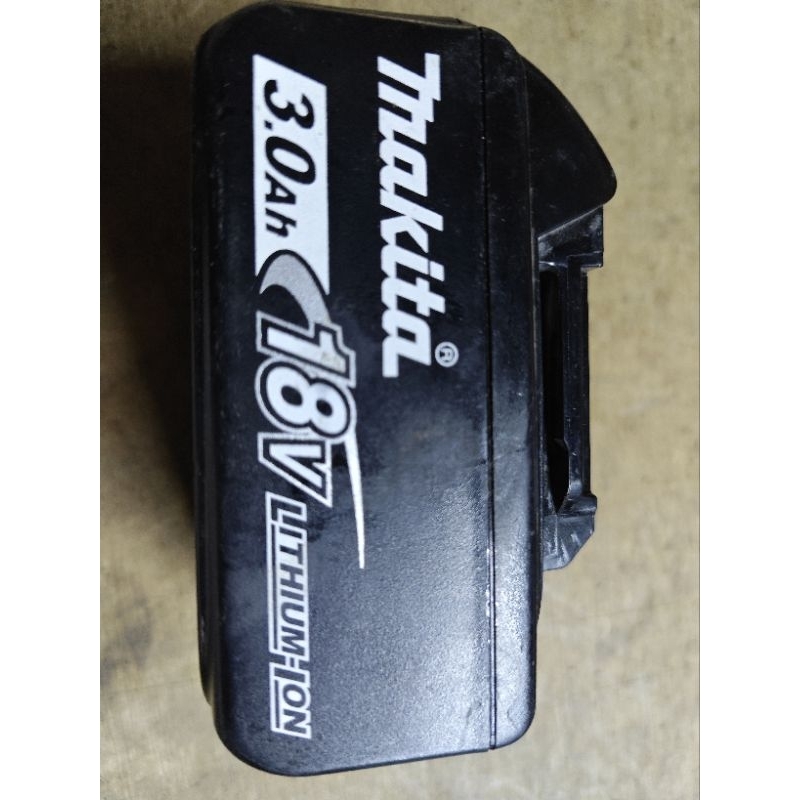 makita 3AH problem battery Shopee Malaysia