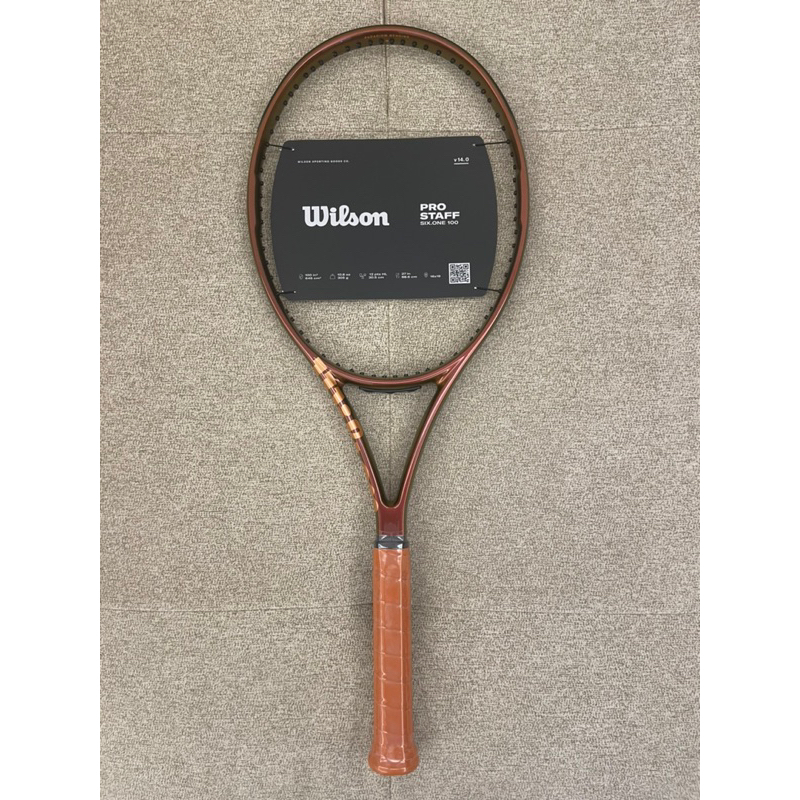 Wilson Pro Staff Six.One 100 v14 2023 (305g) (L2/L3) Tennis Racket