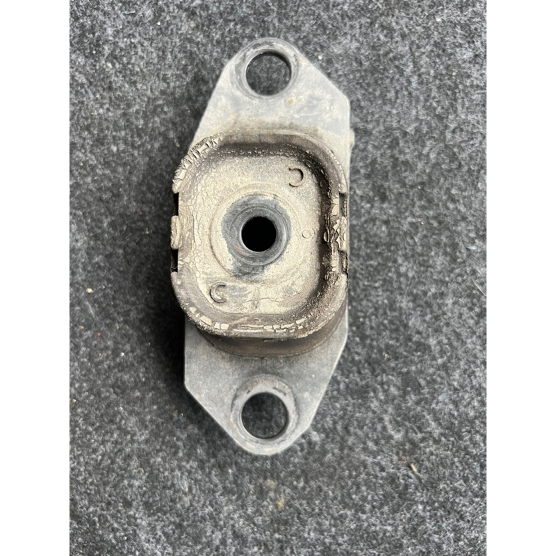LIVINA LATIO GEAR BOX MOUNTING USED JAPAN Shopee Malaysia