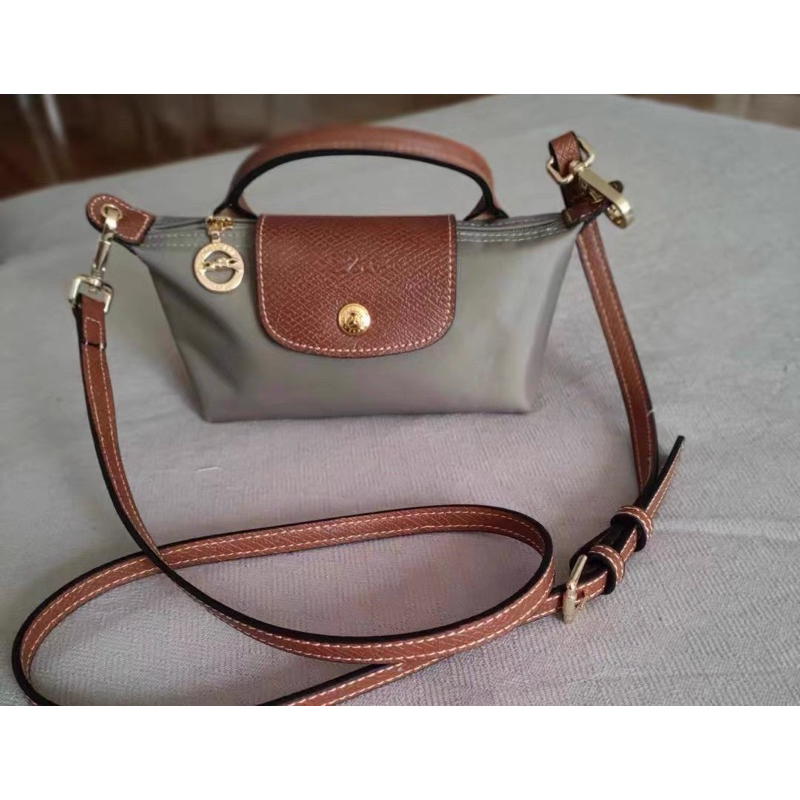 Longchamp hot sale sling bag