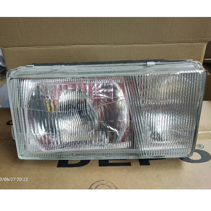 NISSAN VANETTE VAN C22 1988 , 1994 , 1999 HEAD LAMP / HEAD LIGHT ...