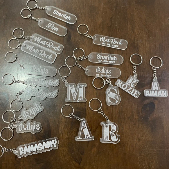 Acrylic Keychain Custom Name Laser Cut (Tebal 3mm / 10cm x 5cm ...