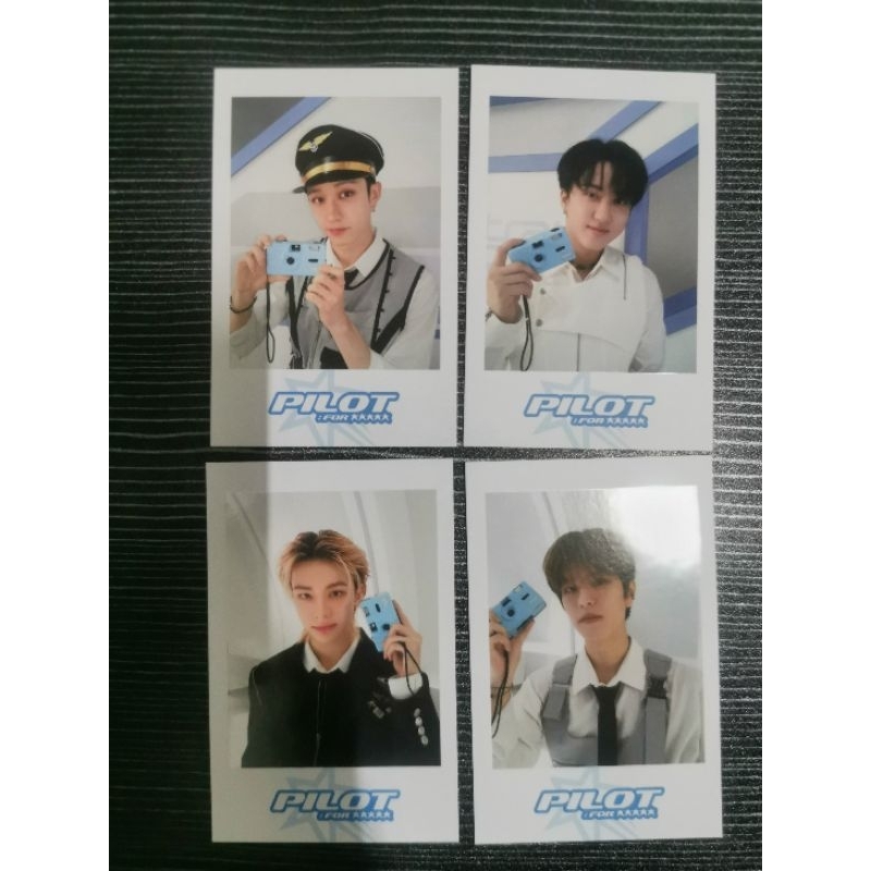 Stray kids fan meeting merch special pola pc & Soundwave skzoo pola pc ...