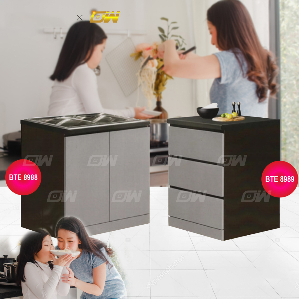 Modular Kitchen With Thick Mellamine Table Top / Kitchen