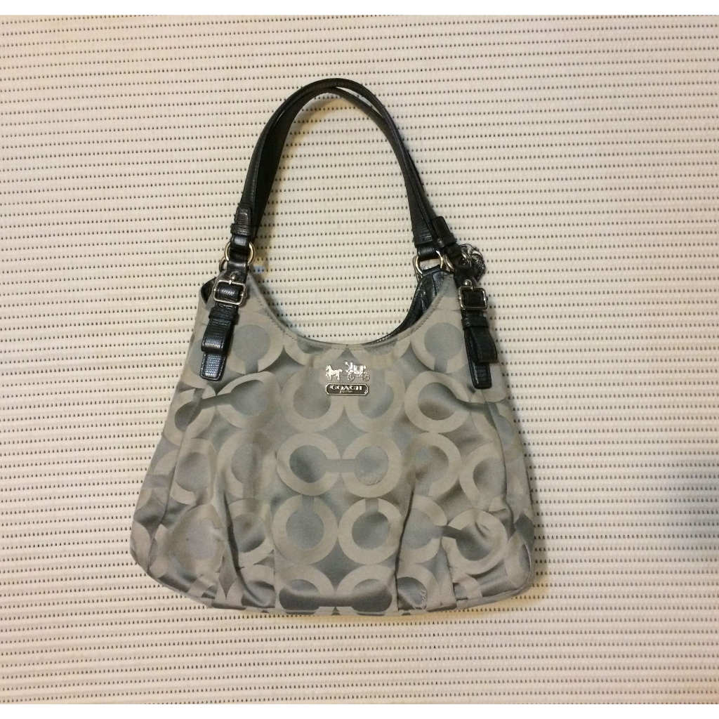 Coach madison op art sateen maggie shoulder bag outlet
