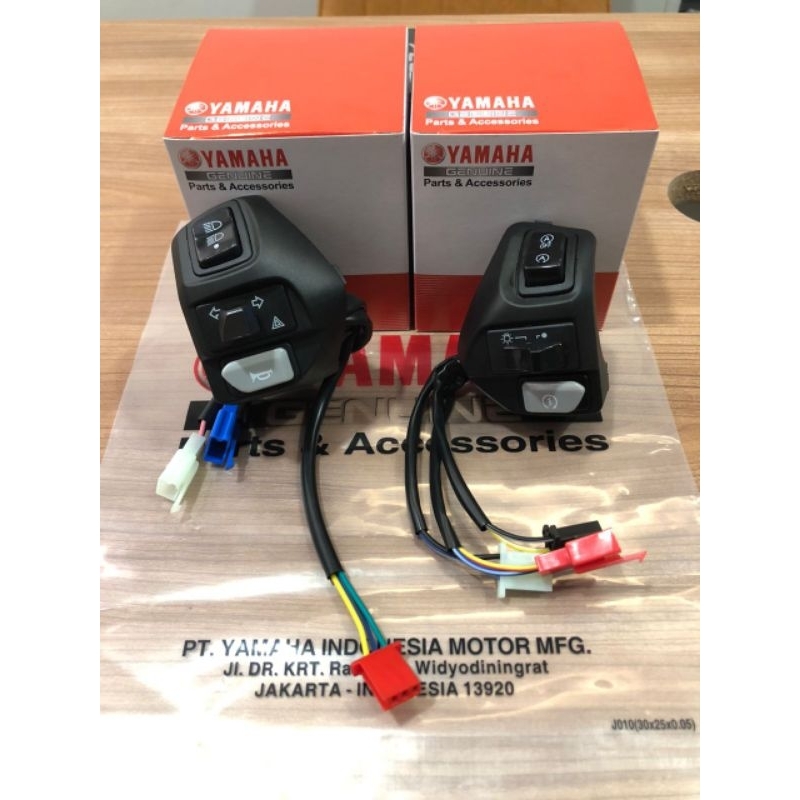 ORIGINAL YAMAHA HANDLE SWITCH SUIS LC135 V1-V7 NVX EGO SOLARIZ LEFT ...