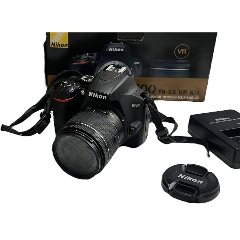 Nikon D3500 with 1855mm lens dslr camera (USED ) good condition