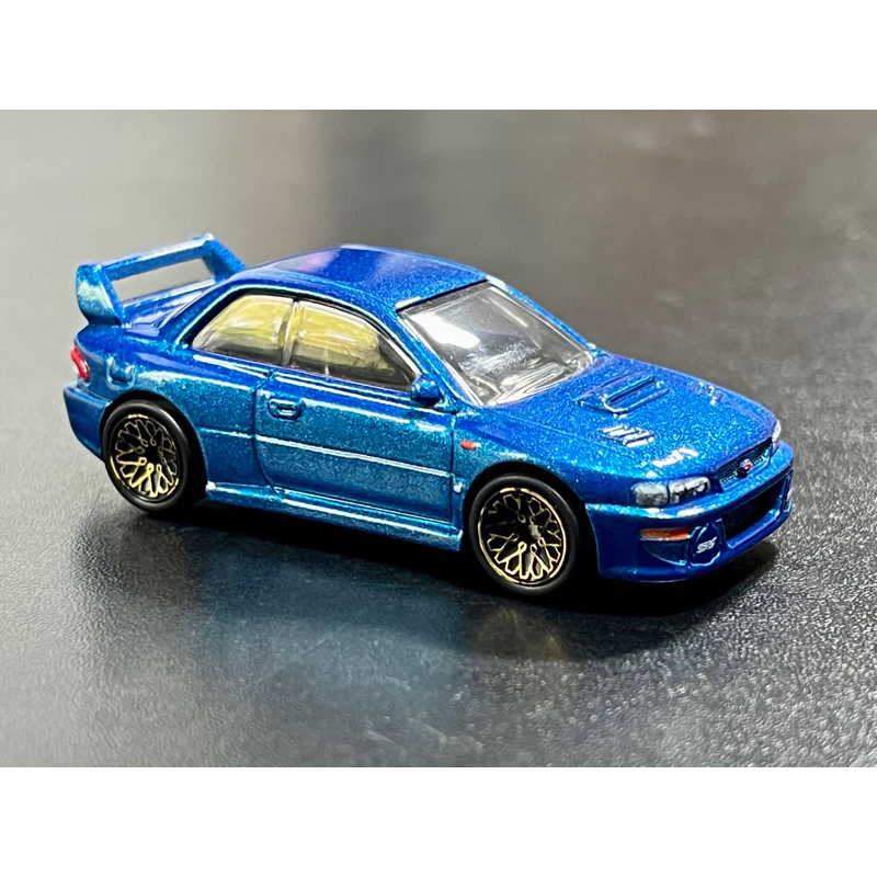Hot wheels modern classics subaru impreza 22B sti-version car