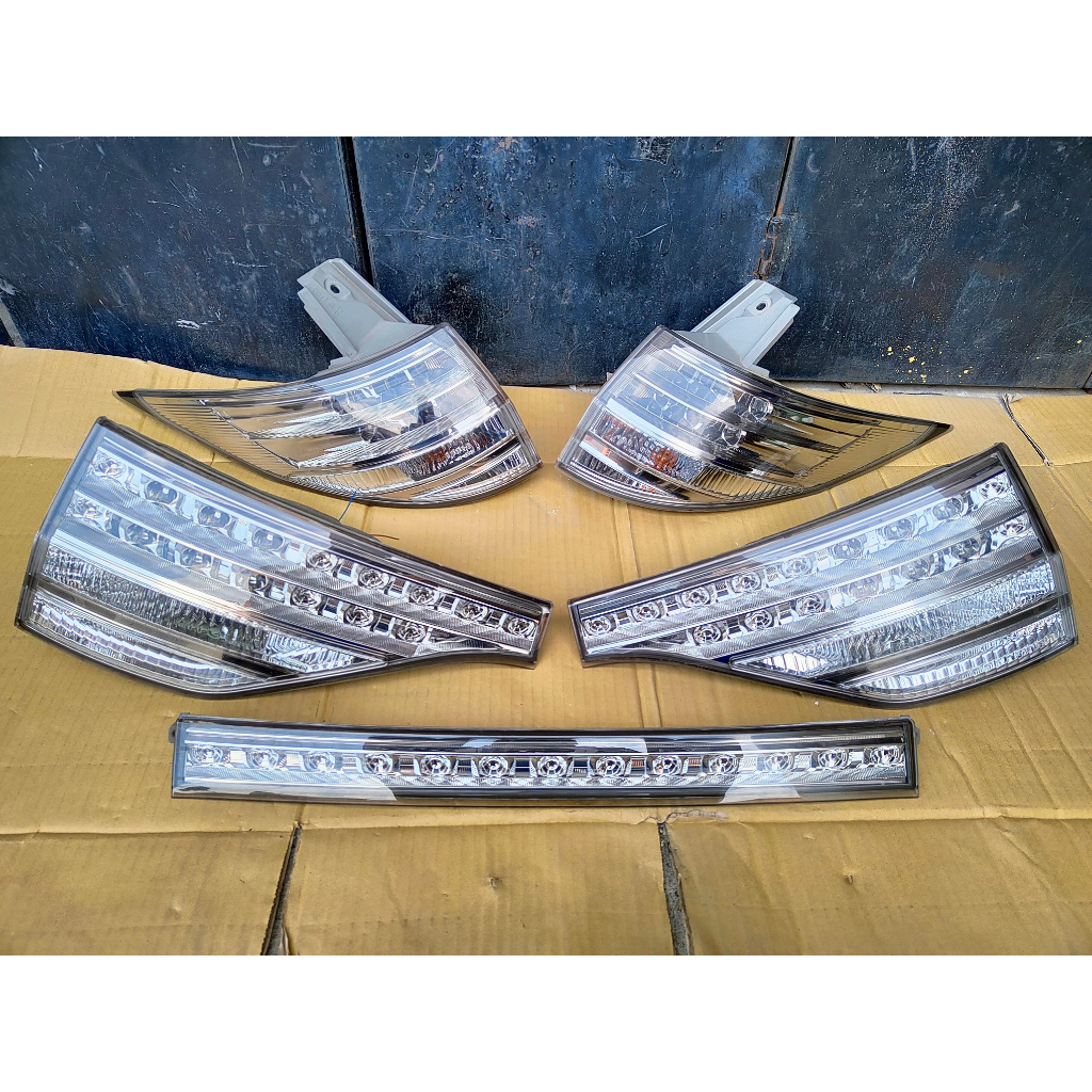 WHITE ALBINO ORIGINAL JAPAN Rear Tail Lamp Light Toyota Estima Previa ...