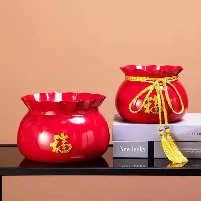 新年高档冬青红果福桶 年宵花银柳福桶 花盆 金属福字插花桶 红抱抱桶 聚宝盆 Treasure Bowl / Flowerpot ...