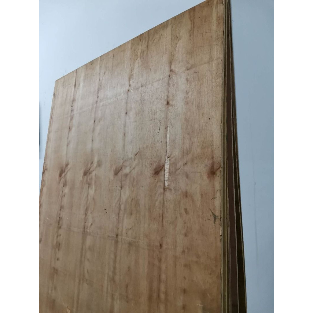 STOCK CLEARANCE (4ft x 8ft) 3mm 5.2mm Plywood Timber Panel Wood Board